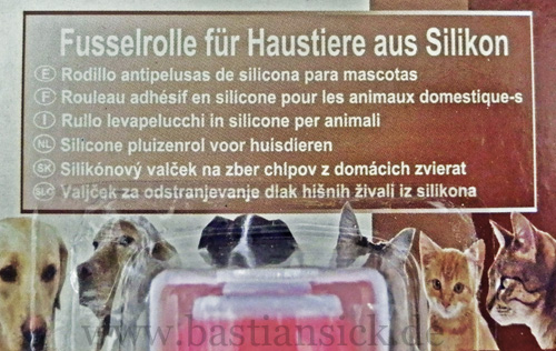 Fusselrolle für Haustiere aus Silikon_beschnitten_WZ ( Produktverpackung bei Tedi) © Andreas Barchet 09.05.2014_tqRqGqoh_f.jpg